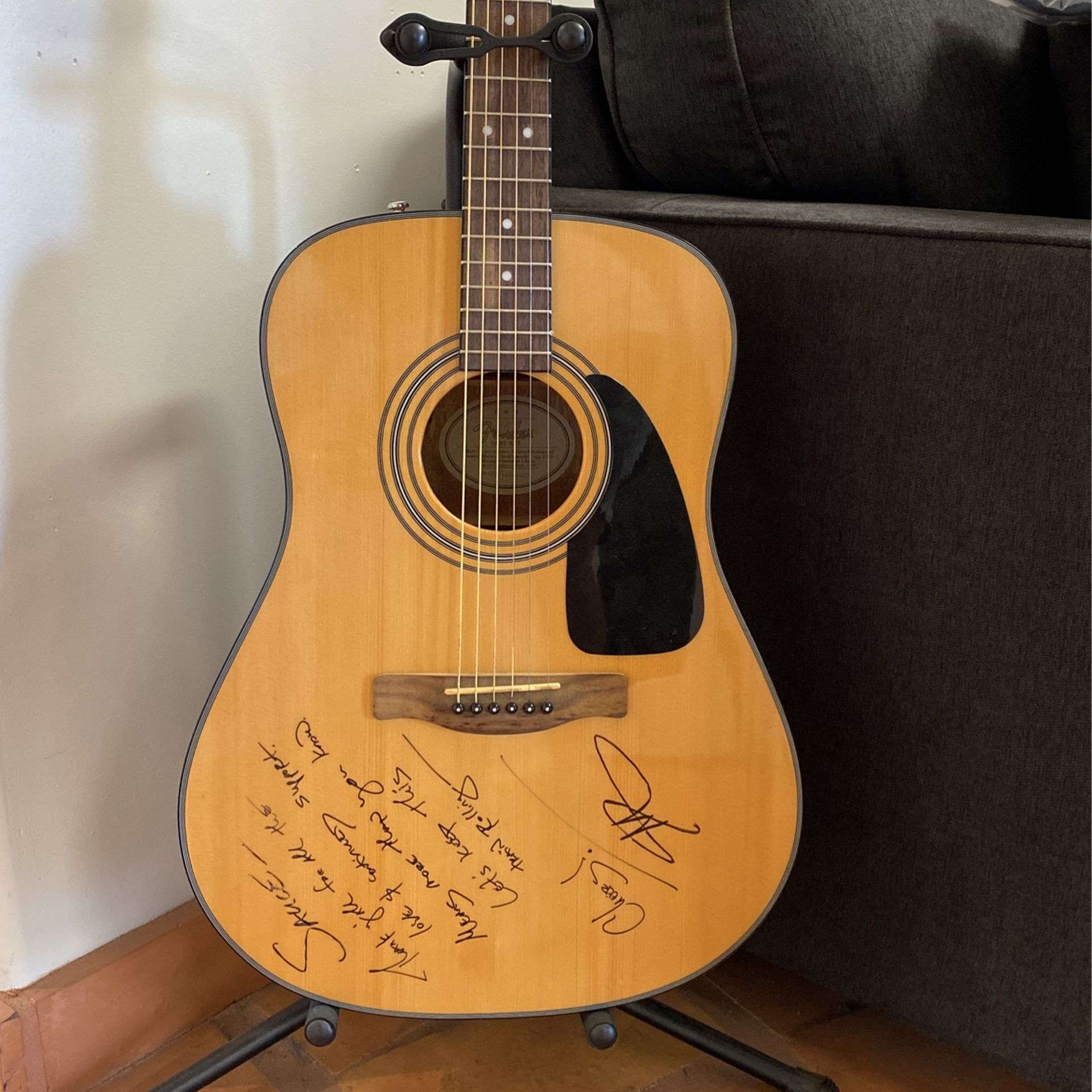 Fender DG8S NAT - Brand New
