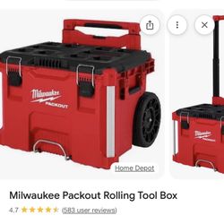 Milwaukee Pack out Rolling Tool Box