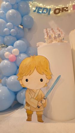 Luke and Leia self standing Cutouts