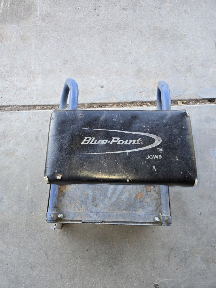 Mechanic Roll Around Seat