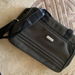 Men’s Bag Business Case