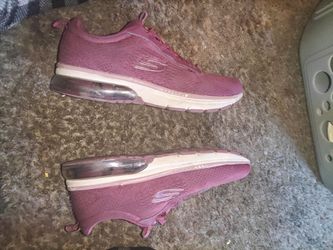 Skechers Women's Size 9 Air Cushion Walking Shoes
