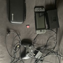 Nintendo Switch With Case & Extra Memory Card