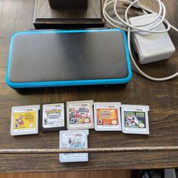 Nintendo 2DS XL + Games