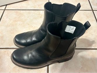 Black Leather Chelsea Ankle Boots Size 10
