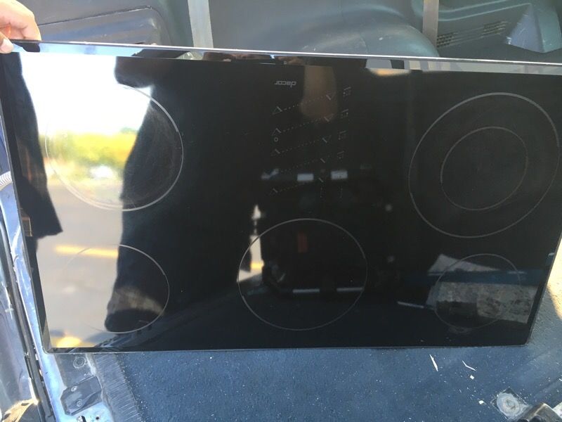 Awesome Electric touch cooktop DACOR ETT365-1B