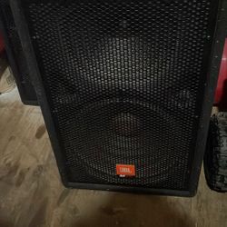 Pair JBL Speakers