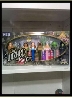 Vintage Wizard of Oz 70th Anniversary Pez Collectors Set