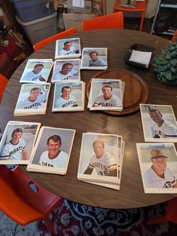 508 piece lot of 1971 Arco pirates cards