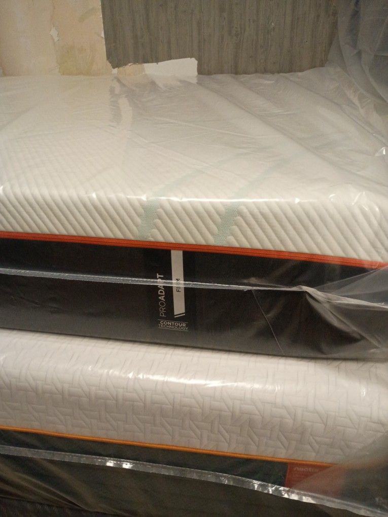 💥🔥💥🔥 $1,200 Eastern King Tempur-pedic Proadapt Firm Mattress Available $1,200 💥🔥💥🔥