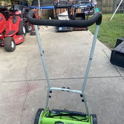 GREEN WORKS Lawn Mower