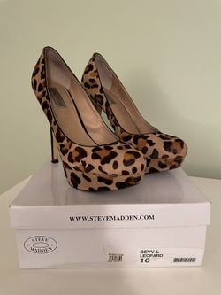 Steve Madden Bevv-L Pump Size 10