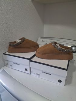 Size 5 nuevas Steve Madden $25 cada par