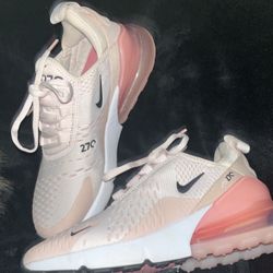 Nike Air 270