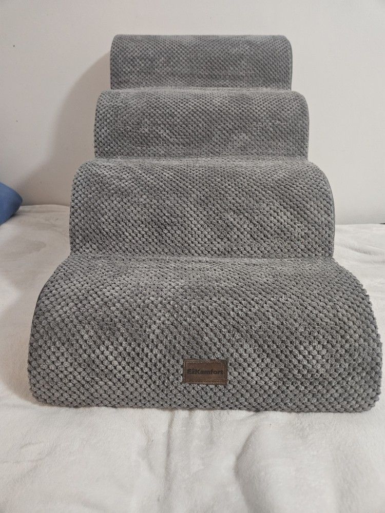 New cushioned, foam pet stairs