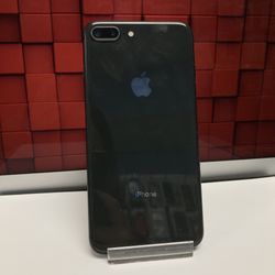 Factory Unlocked Iphone 8 plus 64 gb comes with store warranty 