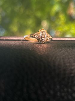 Virgin mary ring size 7  10k gold