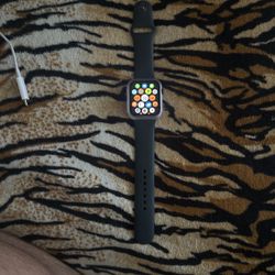 Apple Watch SE 