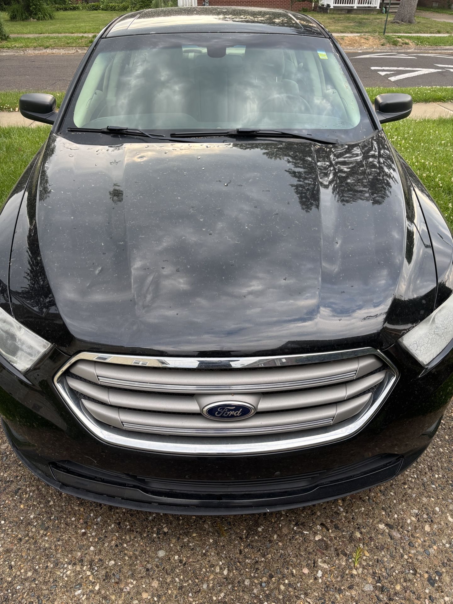 2014 Ford Taurus