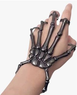 Skeleton Hand Bracelet with Finger Rings