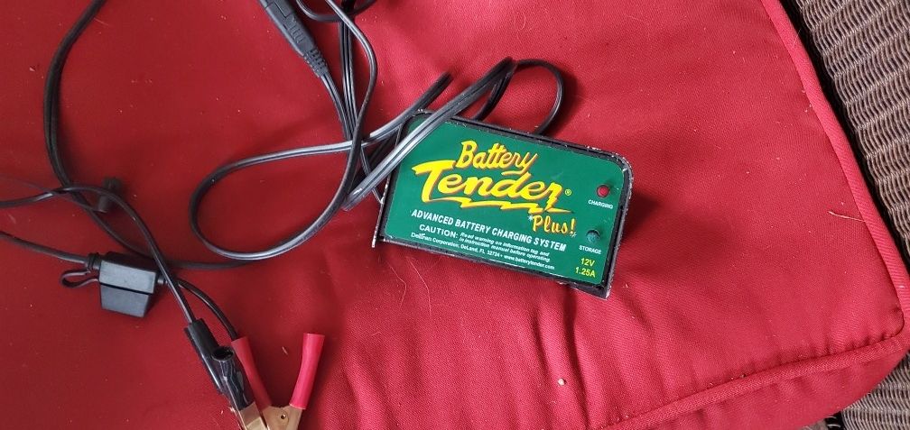 Battery Tender Plus