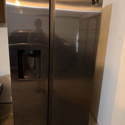 Samsung Refrigerator Fridge 27 Cu 