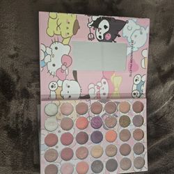 Happy Time Hello Kitty Eyeshadow 