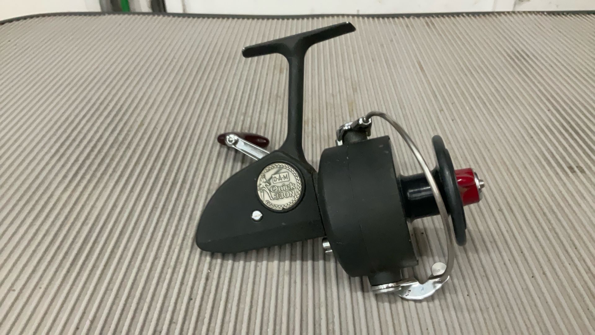 DAM Quick 330N Fishing Reel