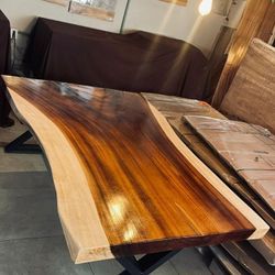 Parotek Mesas De Parota SolidaPAROTEK mesas de parota solida te ofrece comedores para 4,6,8,10 personas, mesas 
artesanales , resistentes hechas a man