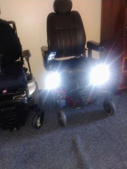 I have this electric chair with new batterys firm