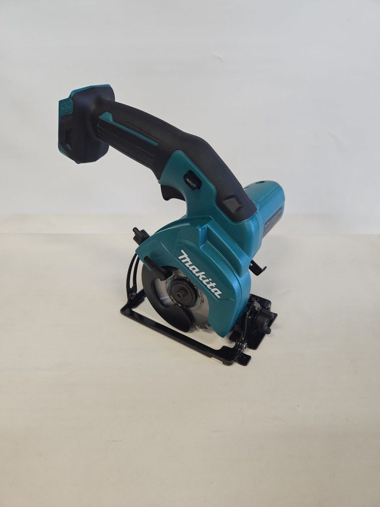 Makita SH02 CXT 12V Max Cordless 3-3/8" Circular Saw TOOL ONLY 813757-11