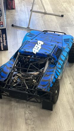 Losi 1/5 Gas Engine 4WD RC USED