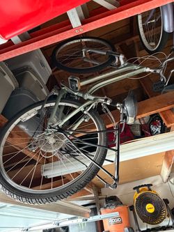 Giant mountain bike
