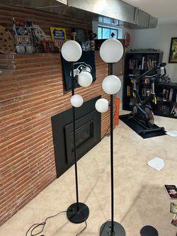 Floor lamps