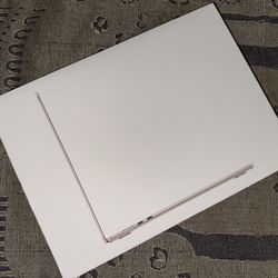 Latest MacBook Air 15” Starlight M4 24GB 512GB Apple Receipt I Can Come To you Deliver  