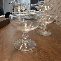 Set of 10 Vintage Coupe Glasses – 4.5” Tall 💰 $45 for all 10