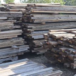 🚨2x4s repurposed today $.30/foot