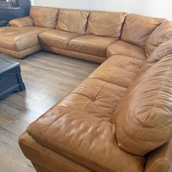 4-Piece Genuine Leather Natuzzi Chase Sectional 