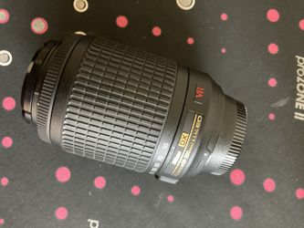 Nikon lens DSLR 55-200MM