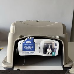 Petmate Ultra Vari Kennel (30–50 lb) – New