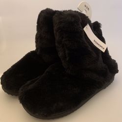New Black Fur Boots/Slip On’s 