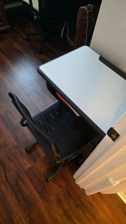 Kids study Desk/Chair
