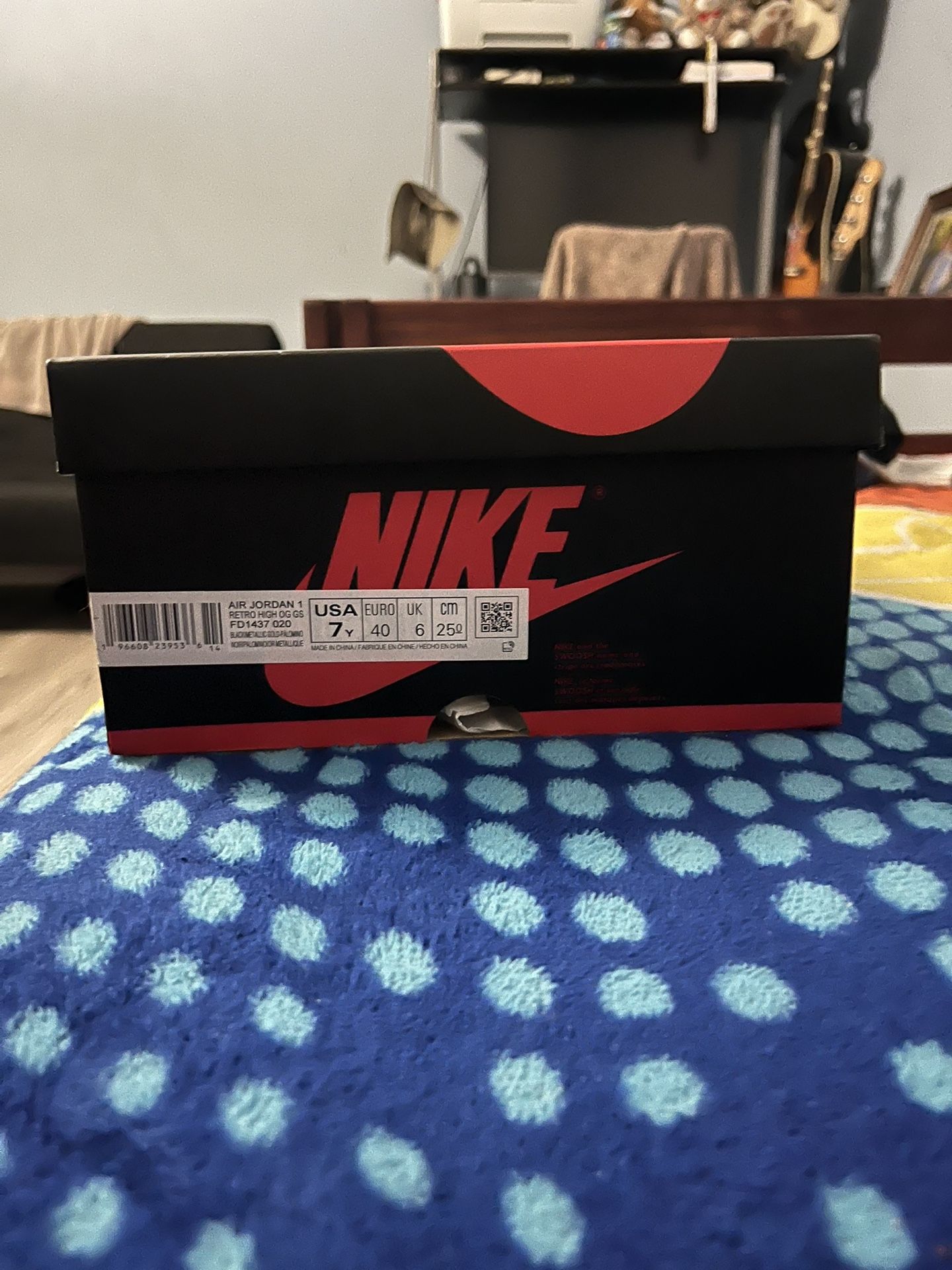 Jordan 1 New In Box Shoe Brown And Black Gold 