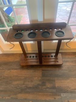 Pool stick holder