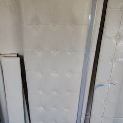 Queen Size Headboard Footboard And Bedframe 