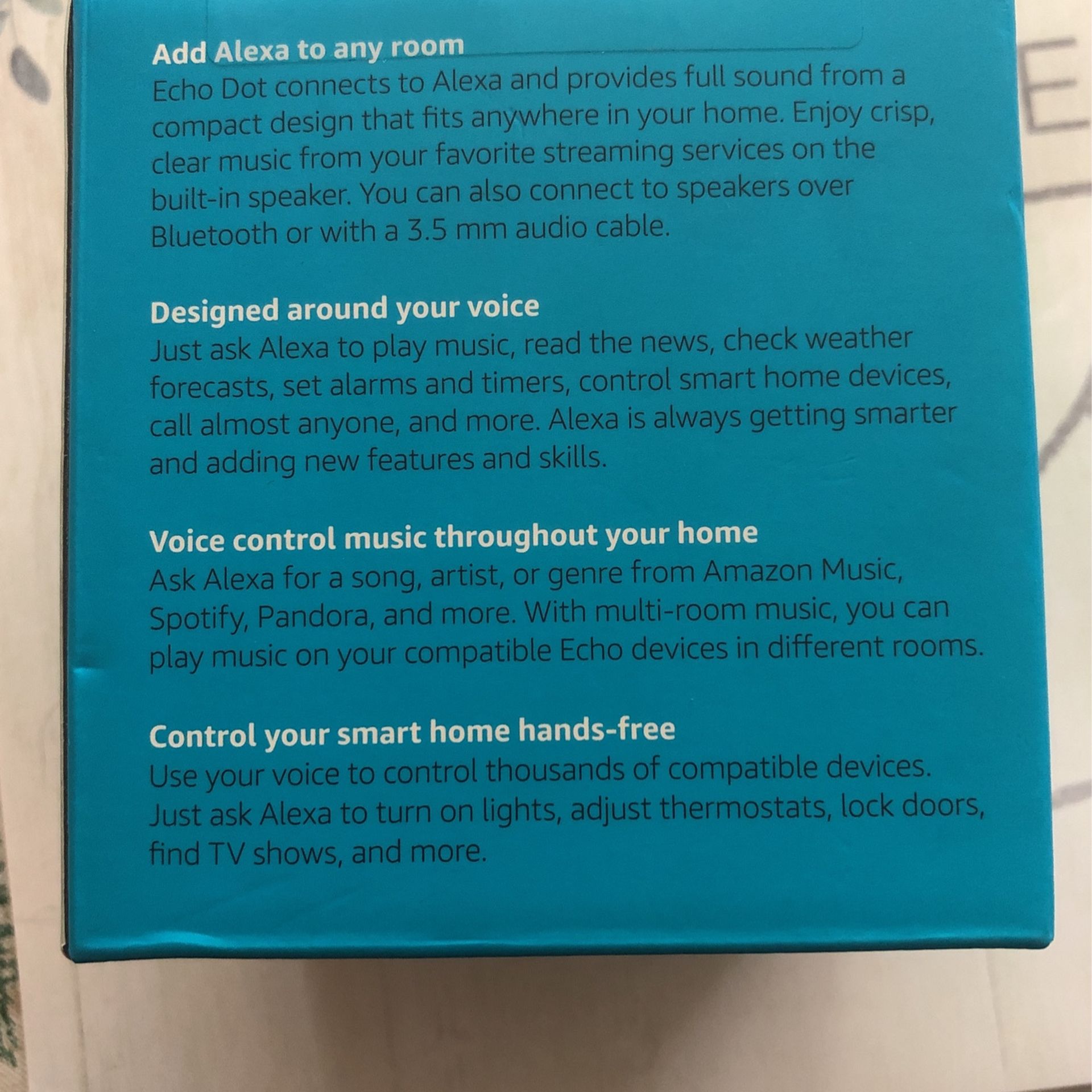 Echo Dot (3ra Gen) - Parlante inteligente con Alexa - Carbón