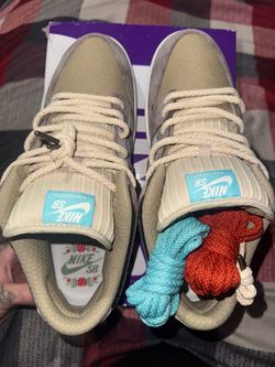 BNDS NIKE SB DUNK LOW BIG $ SAVINGS