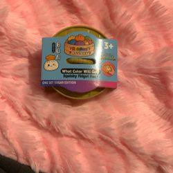Rainbow Mystery Dumpling 🥟 Squish Finget.