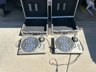 Sl1200s technics turntables