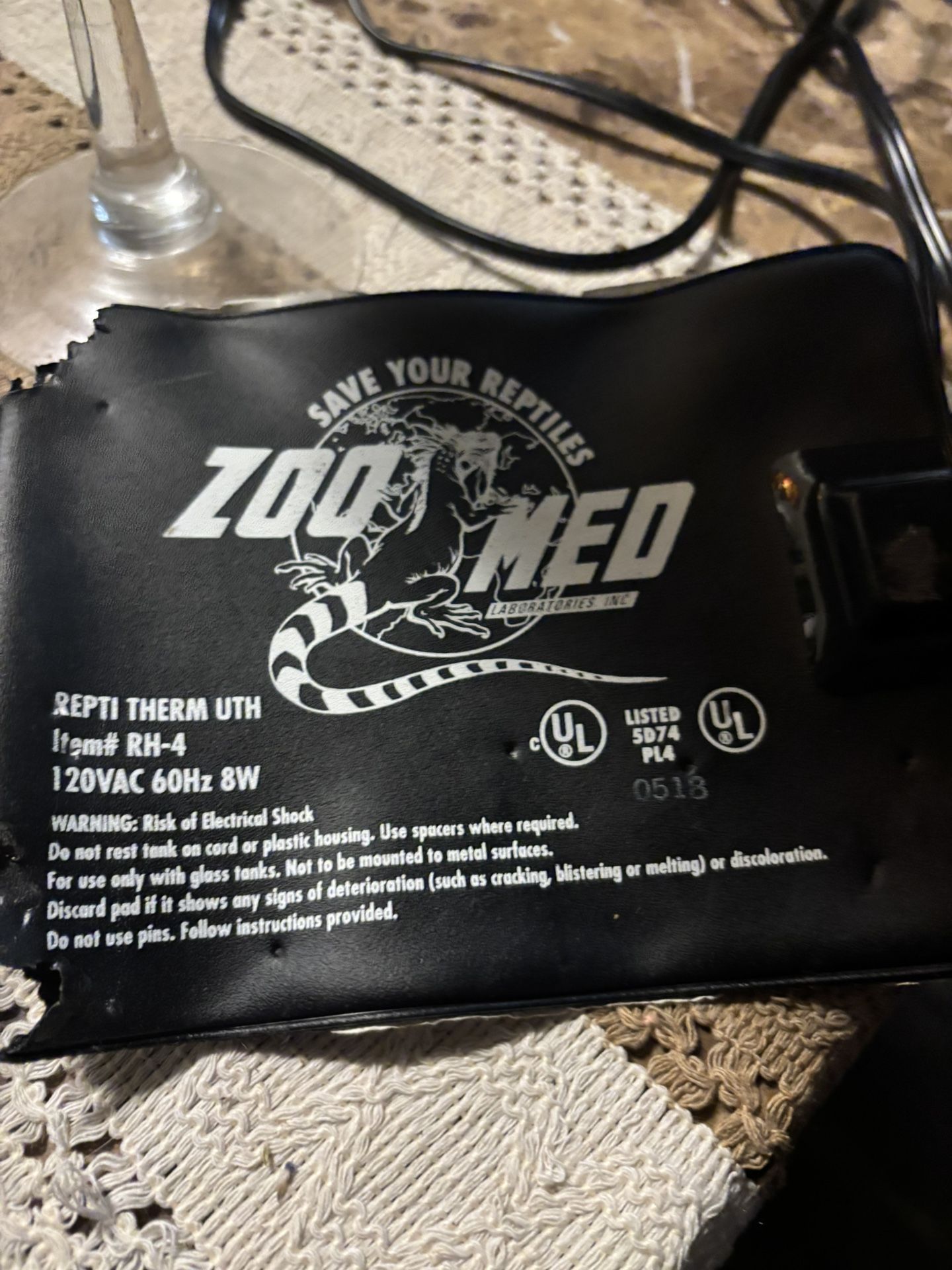 25 Gallon Tall Hexagon Reptile Cage